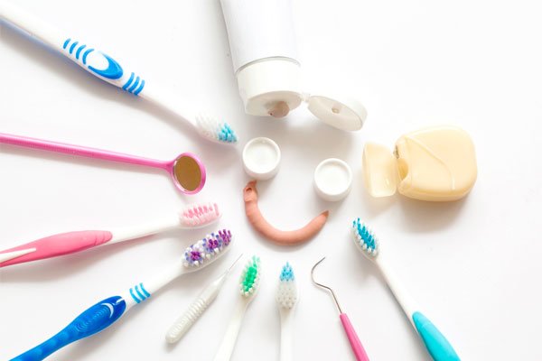 nettoyer implant dentaire correctement